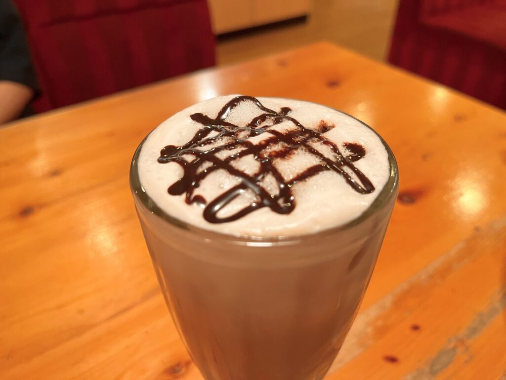 金シャチ珈琲店 アイスチョコカプチーノ